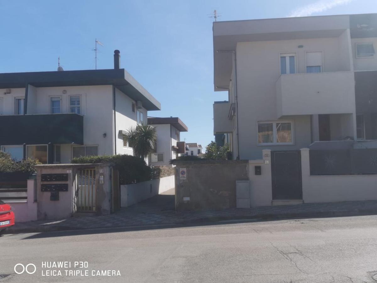Nuovo Bilocale A 100 Mt Dal Mare Lägenhet Porto Torres Exteriör bild